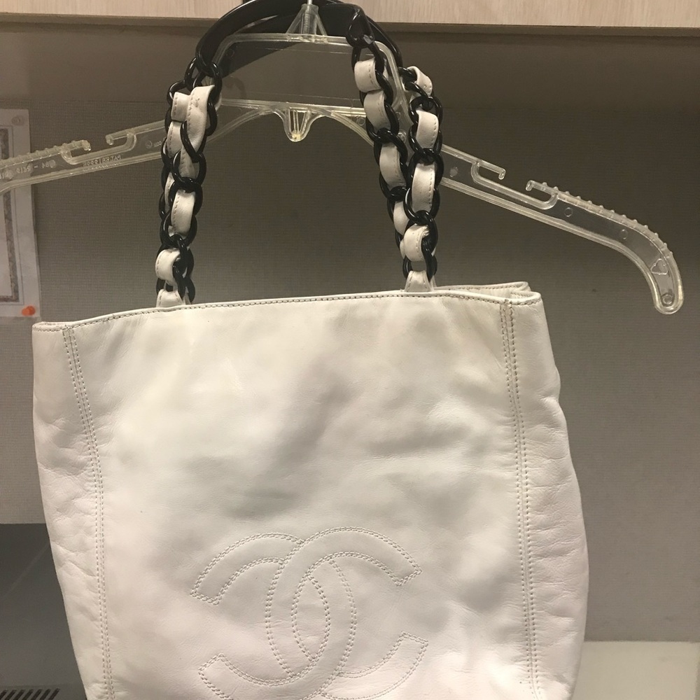 Chanel tote bag